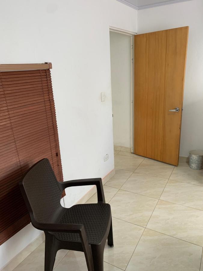 Habitación Cerca Al Aeropuerto *